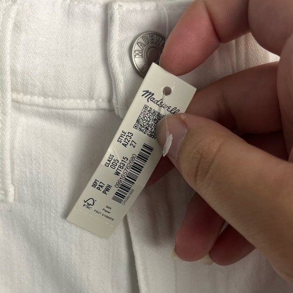 NWT Madewell $128 10" Highest Rise Skinny Jeans in Pure White size 26 - Picture 5 of 5